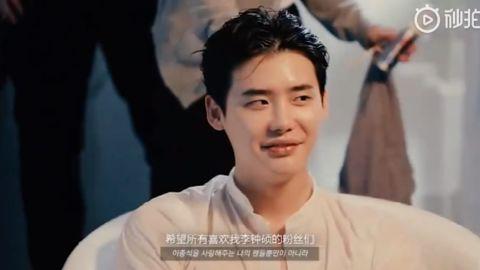 李钟硕花絮视频,甜蜜瞬间与幕后趣事大揭秘  第2张